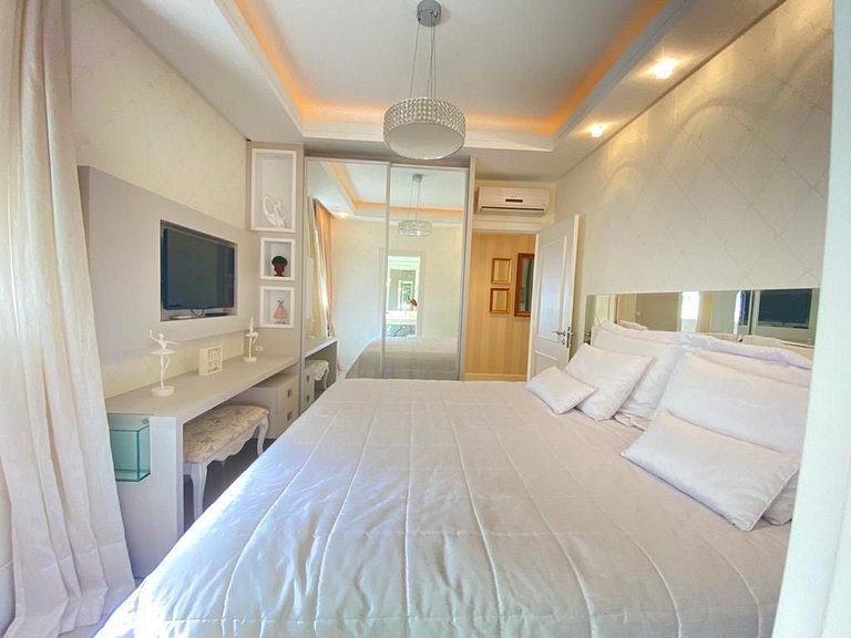 Sublime: Suítes Amplas, hidro, vista churrasqueira