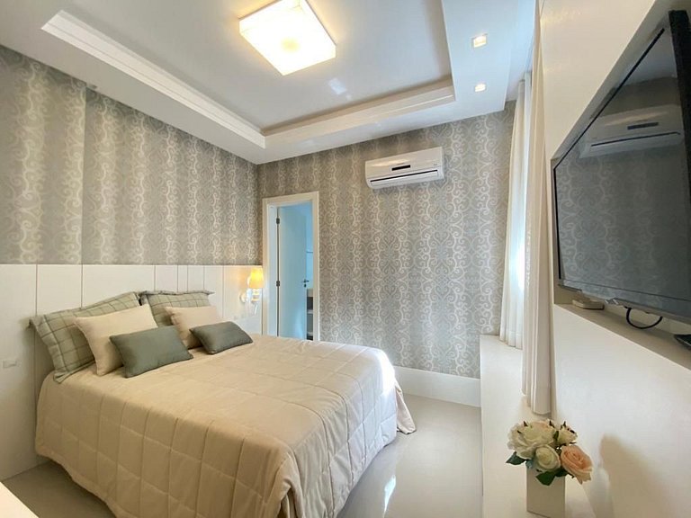 Sublime: Suítes Amplas, hidro, vista churrasqueira