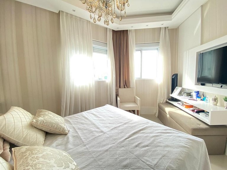 Sublime: Suítes Amplas, hidro, vista churrasqueira