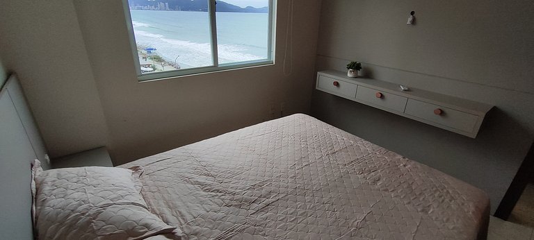 Apartamento frente-mar, Aprazível, Meia Praia