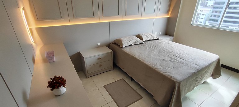 Apartamento frente-mar, Aprazível, Meia Praia