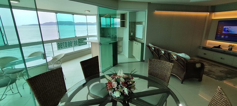 Apartamento frente-mar, Aprazível, Meia Praia