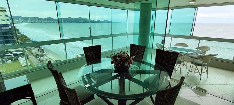 Apartamento frente-mar, Aprazível, Meia Praia