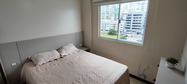 Apartamento frente-mar, Aprazível, Meia Praia