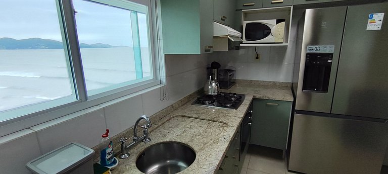 Apartamento frente-mar, Aprazível, Meia Praia