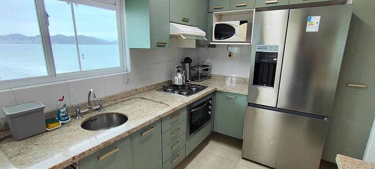 Apartamento frente-mar, Aprazível, Meia Praia