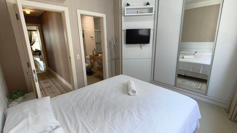 Ambiente sofisticado frente-mar com 3 suítes