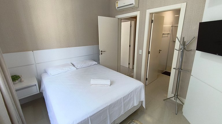 Ambiente sofisticado frente-mar com 3 suítes