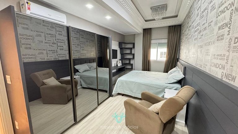 Beira-mar sofisticado, central, com vista incrível