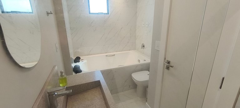 3 suítes, novo, hidro, varanda gourmet e vista mar