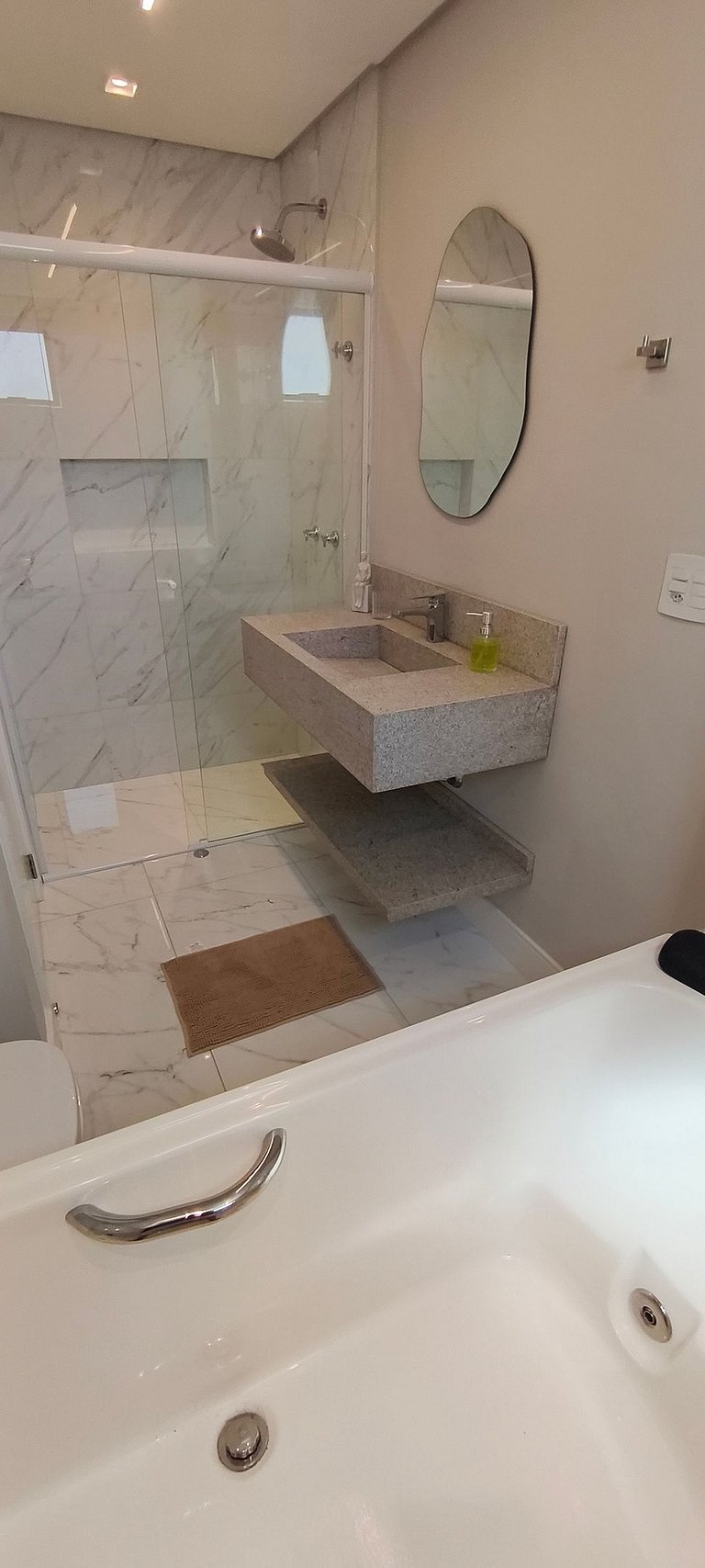 3 suítes, novo, hidro, varanda gourmet e vista mar