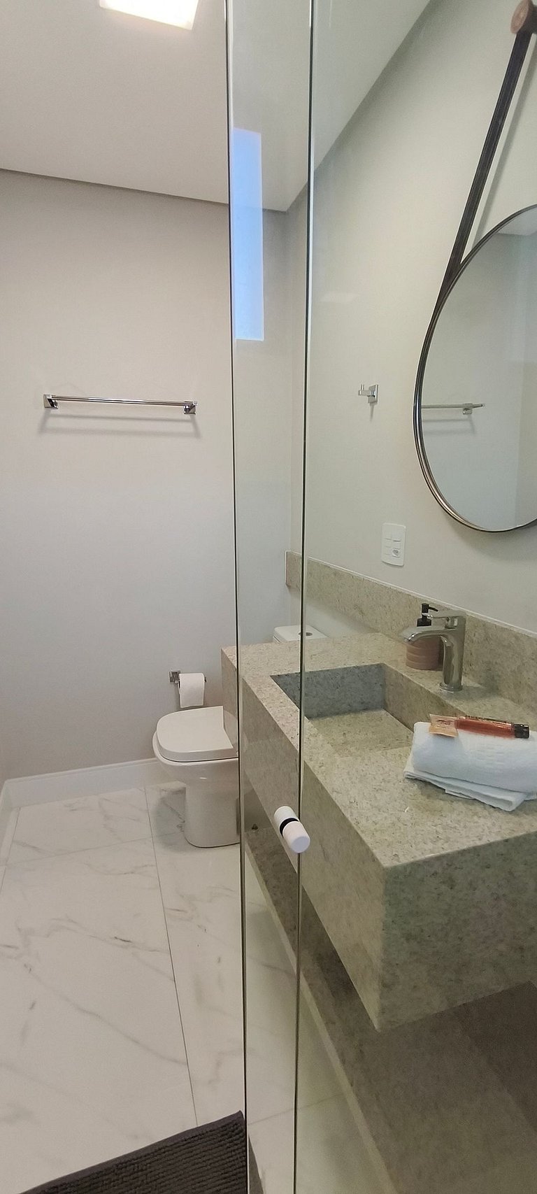 3 suítes, novo, hidro, varanda gourmet e vista mar