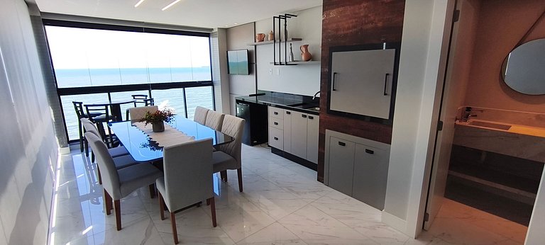 3 suítes, novo, varanda gourmet e vista mar