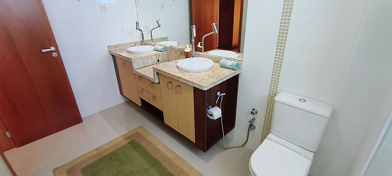 Vista panorâmica, 3 suítes amplas e muito conforto