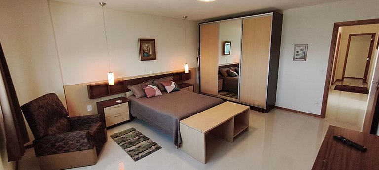 Vista panorâmica, 3 suítes amplas e muito conforto