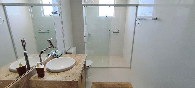 Vista panorâmica, 3 suítes amplas e muito conforto