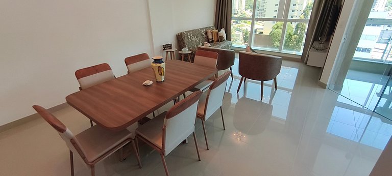 AP NOVO, central, muito bem decorado, perto praia