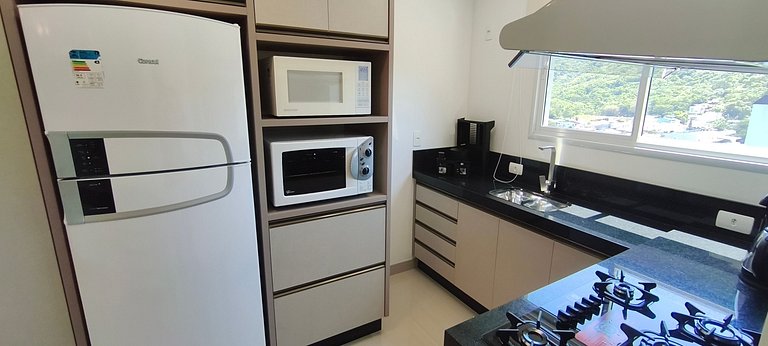 AP NOVO, central, muito bem decorado, perto praia