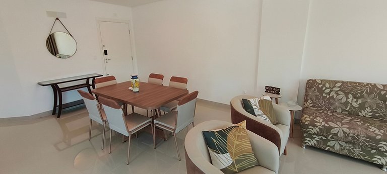 AP NOVO, central, muito bem decorado, perto praia