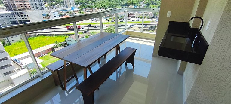 AP NOVO, central, muito bem decorado, perto praia