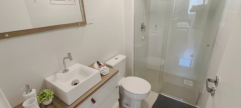 AP NOVO, central, muito bem decorado, perto praia