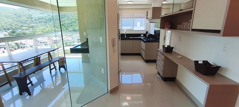 AP NOVO, central, muito bem decorado, perto praia