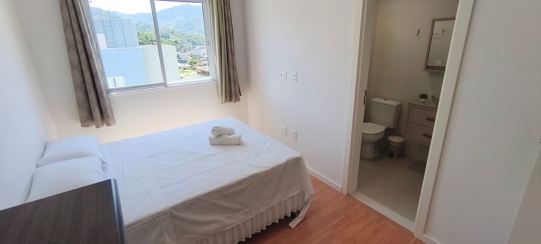 AP NOVO, central, muito bem decorado, perto praia