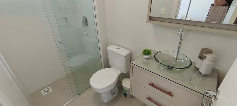 AP NOVO, central, muito bem decorado, perto praia