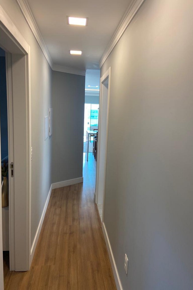 Cobertura Brisamar: 3 suítes, varanda, vista mar