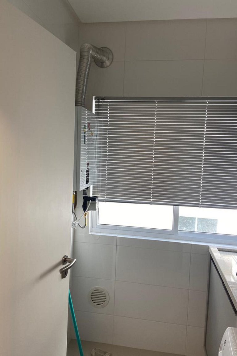 Cobertura Brisamar: 3 suítes, varanda, vista mar