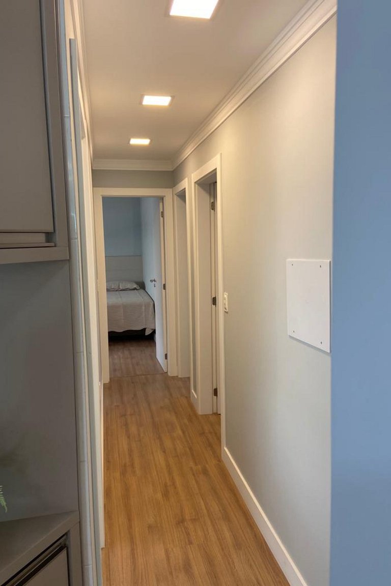 Cobertura Brisamar: 3 suítes, varanda, vista mar