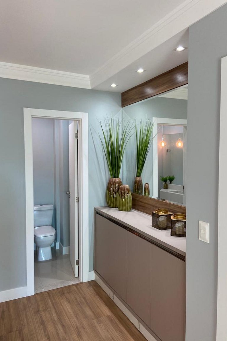 Cobertura Brisamar: 3 suítes, varanda, vista mar