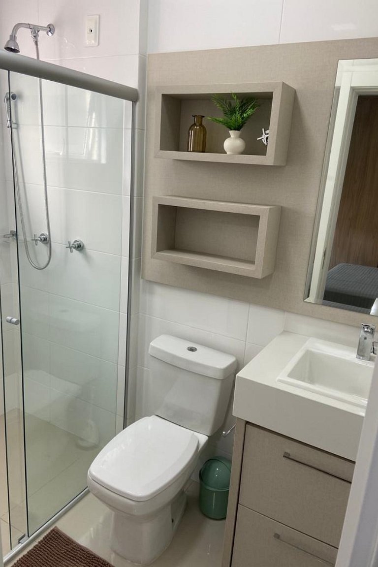 Cobertura Brisamar: 3 suítes, varanda, vista mar