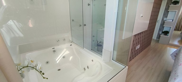 Apartamento luxuoso, vista mar, 4 suítes