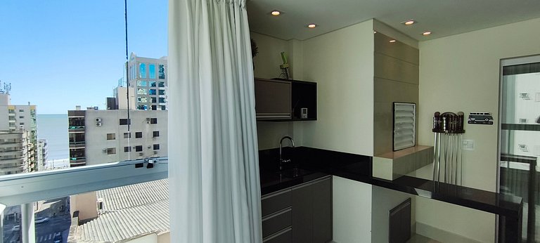 Apartamento luxuoso, vista mar, 4 suítes