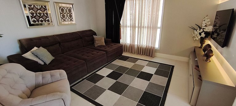 Apartamento luxuoso, vista mar, 4 suítes