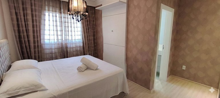 Apartamento luxuoso, vista mar, 4 suítes