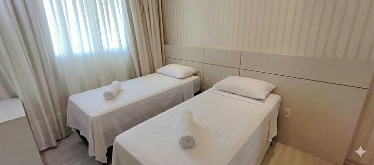 Apartamento luxuoso, vista mar, 4 suítes