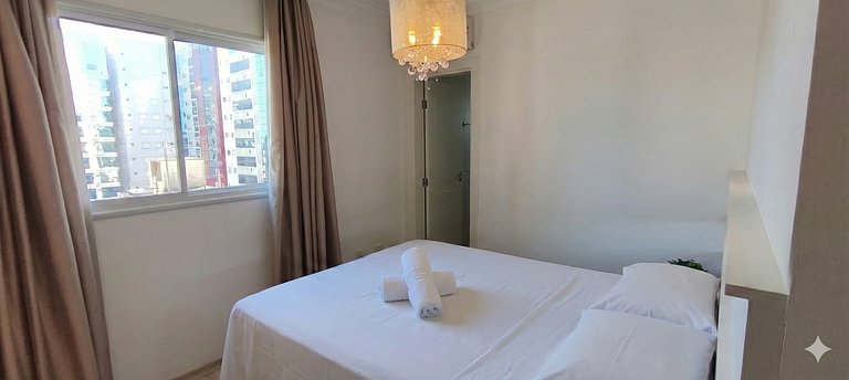 Apartamento luxuoso, vista mar, 4 suítes