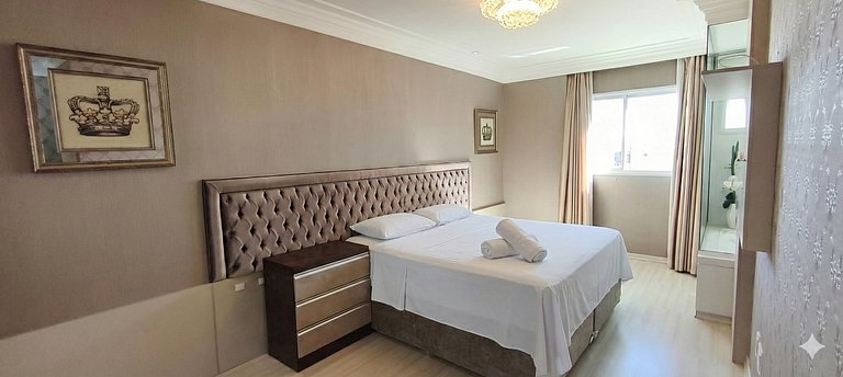 Apartamento luxuoso, vista mar, 4 suítes