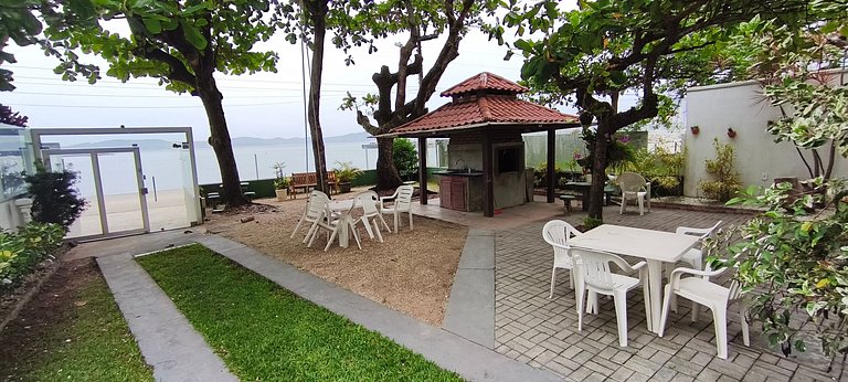 Frente-mar mágico, Flamboyant