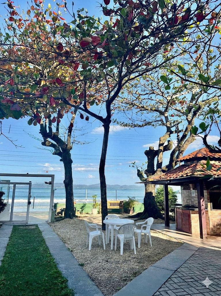 Frente-mar mágico, Flamboyant