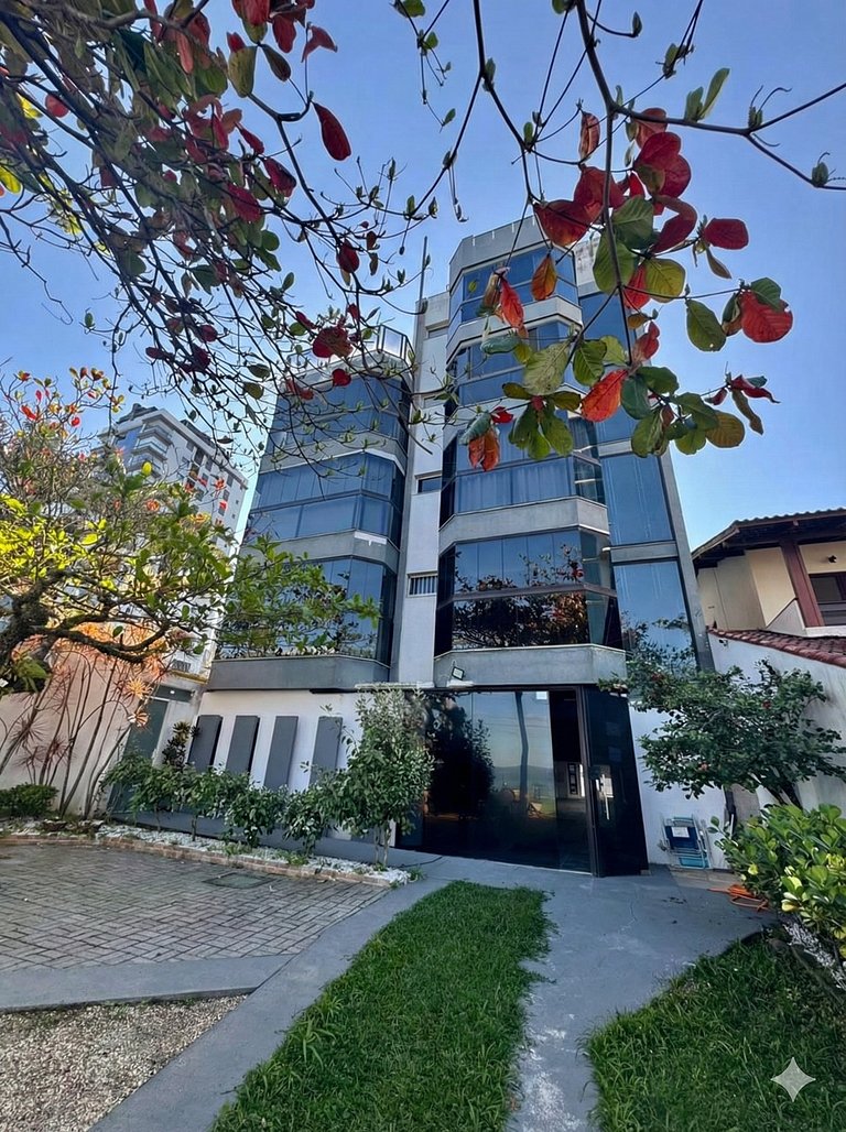 Frente-mar mágico, Flamboyant