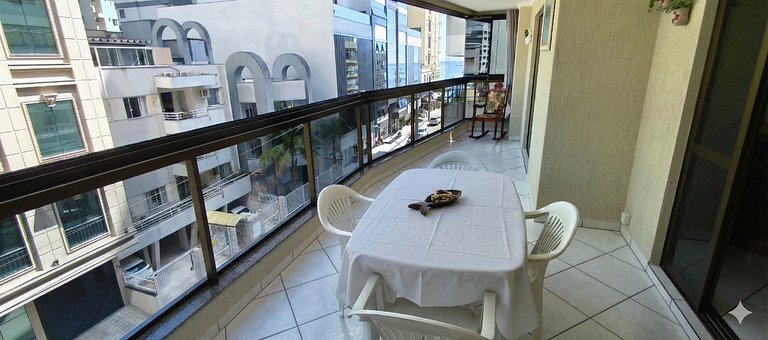 Quadra-mar com vista, 3 quartos, 2 vagas