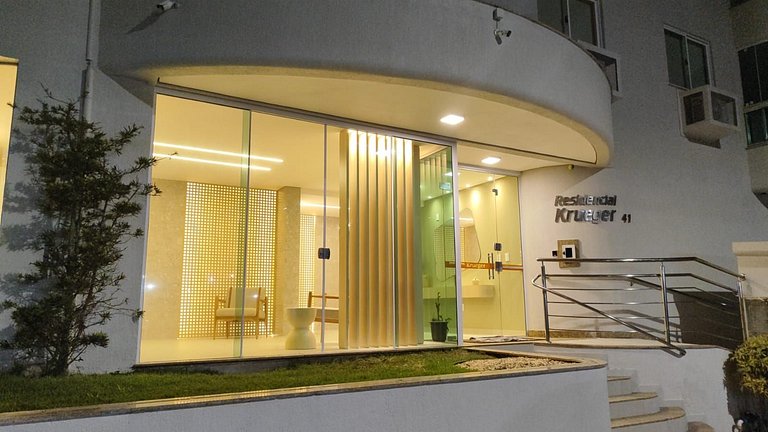 Apartamento beira-mar em localização maravilhosa