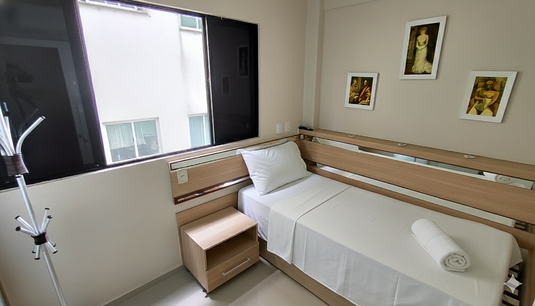 Cobertura beira‑mar, vista panorâmica, 4 quartos