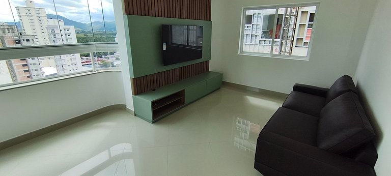 Cobertura Duplex Luxo com Piscina e Jardim