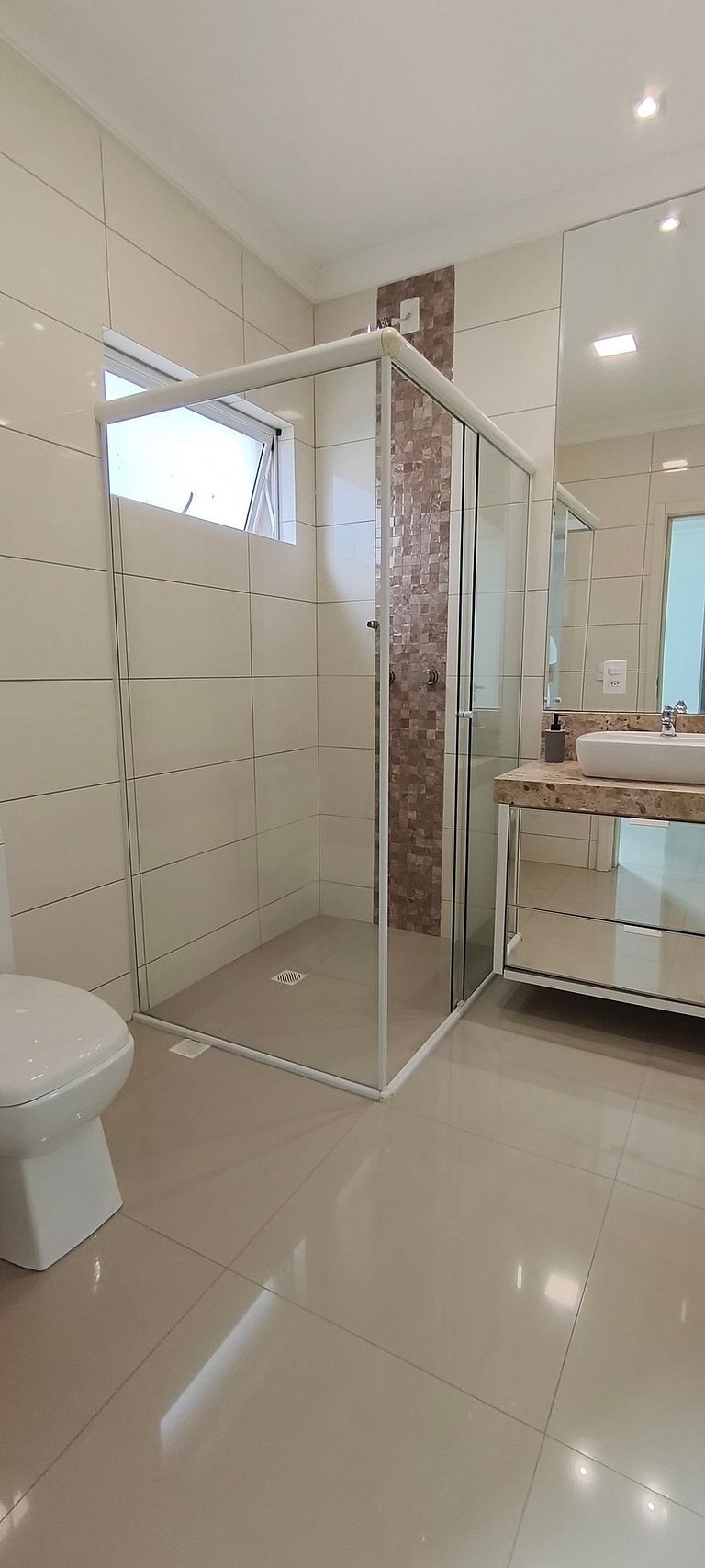 Cobertura Duplex Luxo com Piscina e Jardim