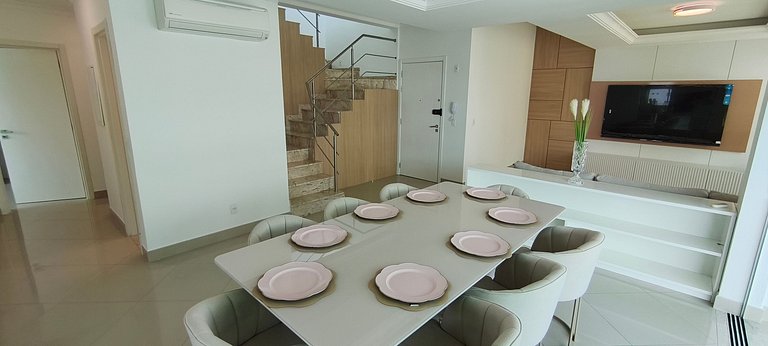 Cobertura Duplex Luxo com Piscina e Jardim