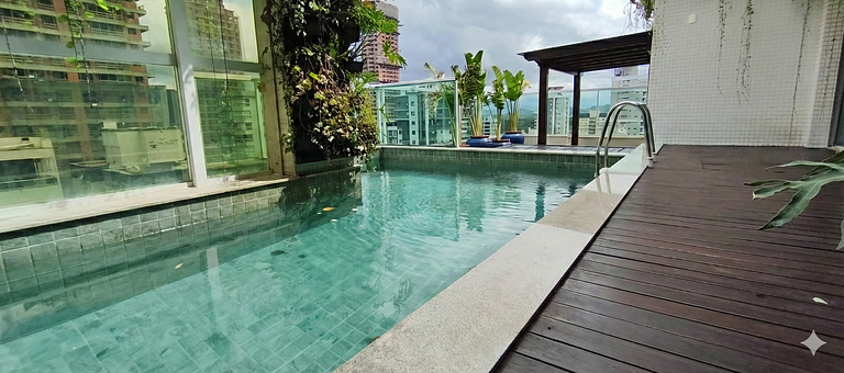 Cobertura Duplex Luxo com Piscina e Jardim
